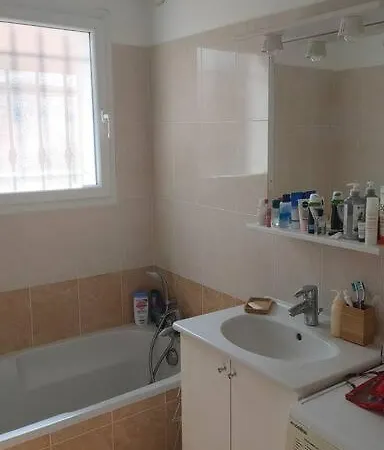 Moderne Sur Les Hauts De Apartment